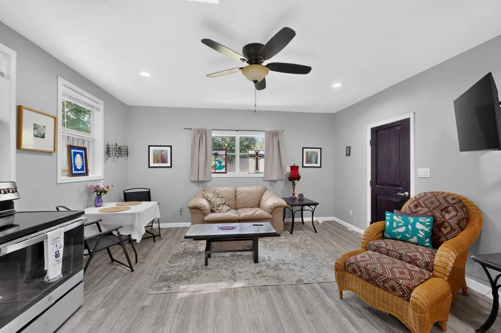 3311 Sesbania Drive Austin TX 78748