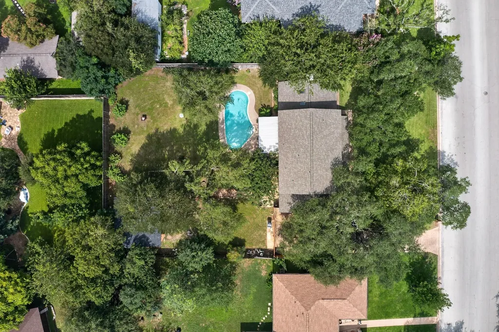 3311 Sesbania Drive Austin TX 78748