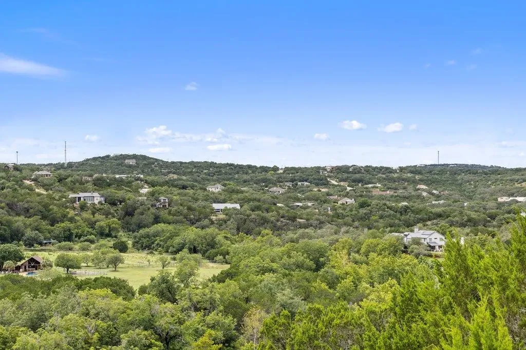 19401 Tessa Heights Lane Spicewood TX 78669