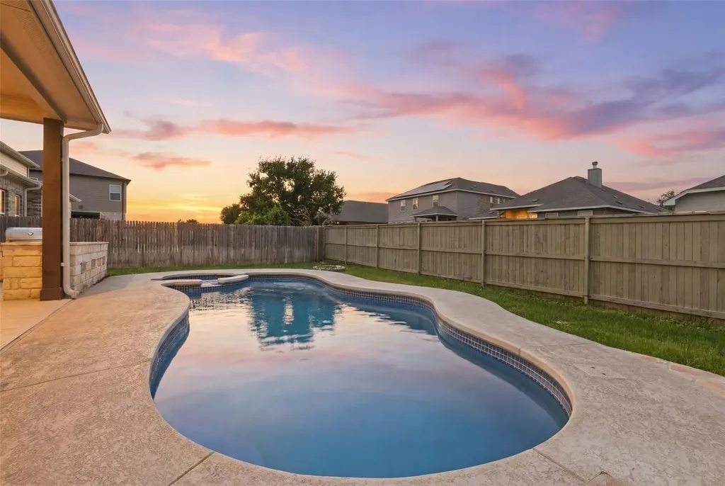 125 Callie Way Liberty Hill TX 78642