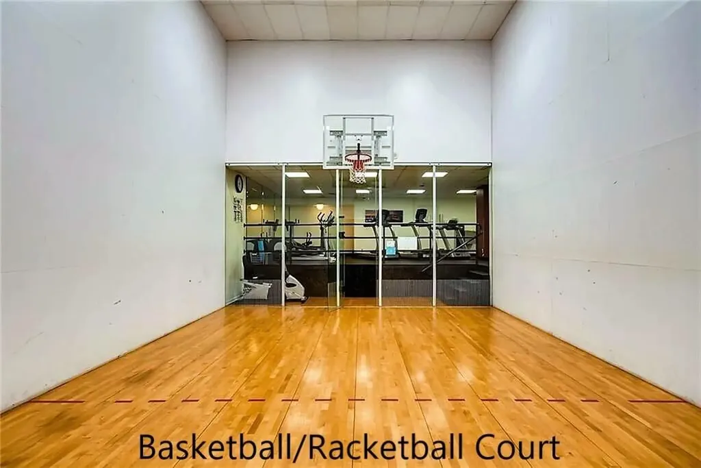 40 N Interstate 35 Highway Austin TX 78701