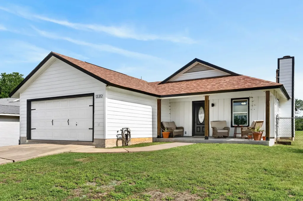 12212 Mustang Drive Buda TX 78610