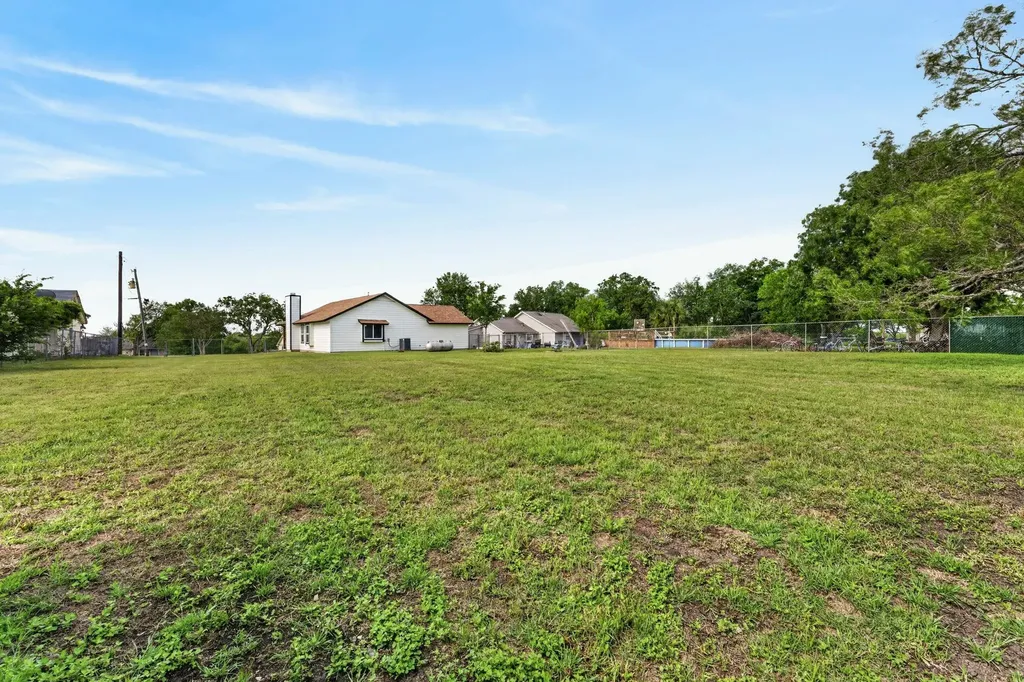 12212 Mustang Drive Buda TX 78610