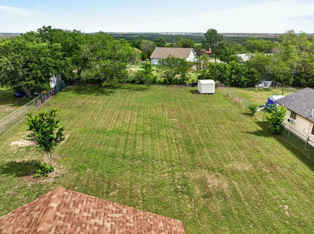 12212 Mustang Drive Buda TX 78610
