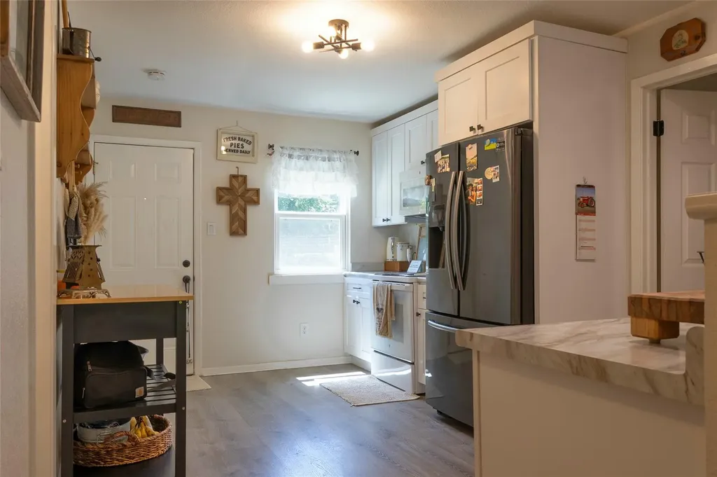 304 Mildred Street Burnet TX 78611