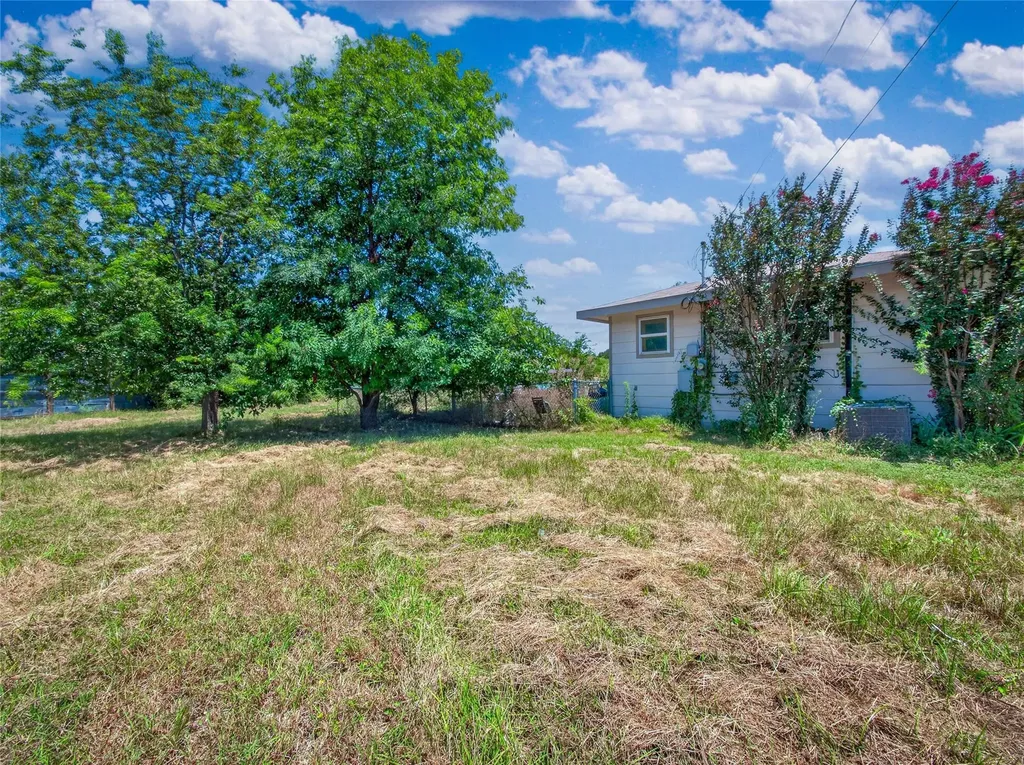 1104 S Boundary Street Burnet TX 78611