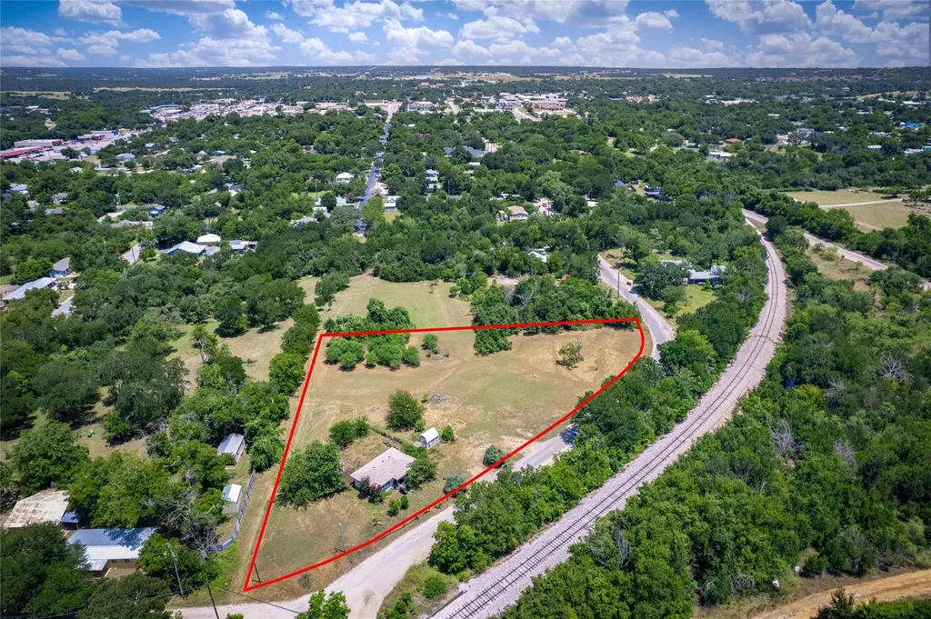 1104 S Boundary Street Burnet TX 78611