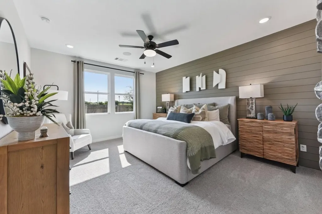 112 Hornet Street Elgin TX 78621