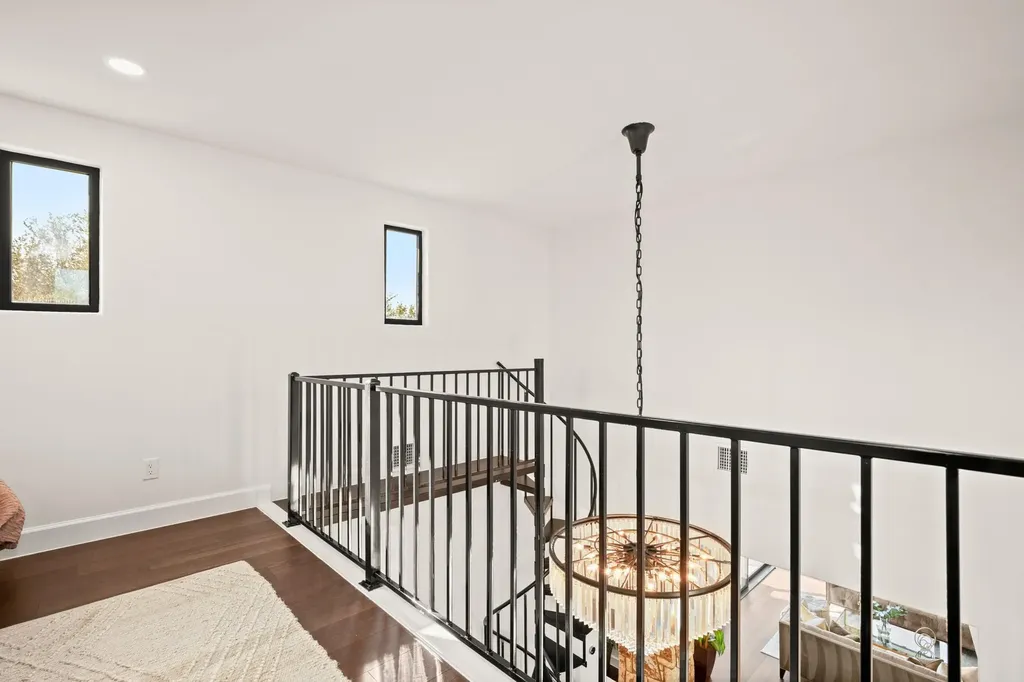 1832 Windy Walk Cove Spicewood TX 78669