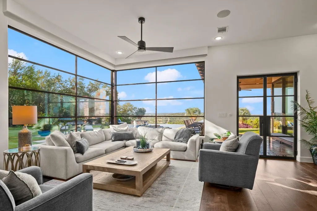 1832 Windy Walk Cove Spicewood TX 78669