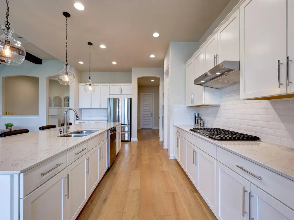 10300 Lavon Bend Austin TX 78717