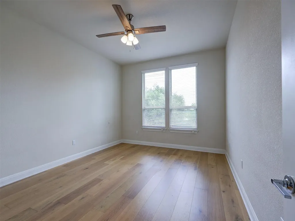 10300 Lavon Bend Austin TX 78717