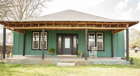 604 Avenue B Lexington TX 78947