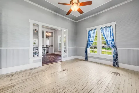 604 Avenue B Lexington TX 78947