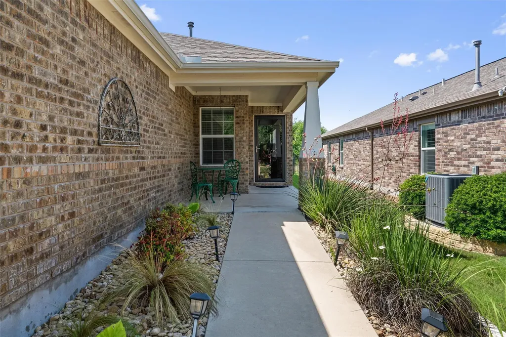 110 Hobby Street Georgetown TX 78633