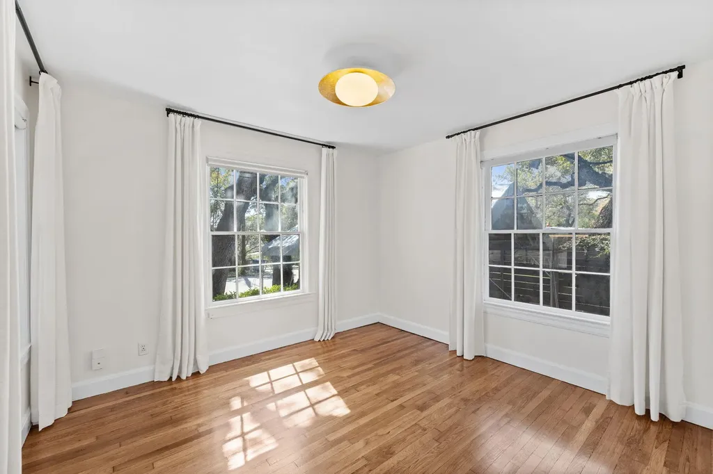 1318 Bonham Terrace Austin TX 78704