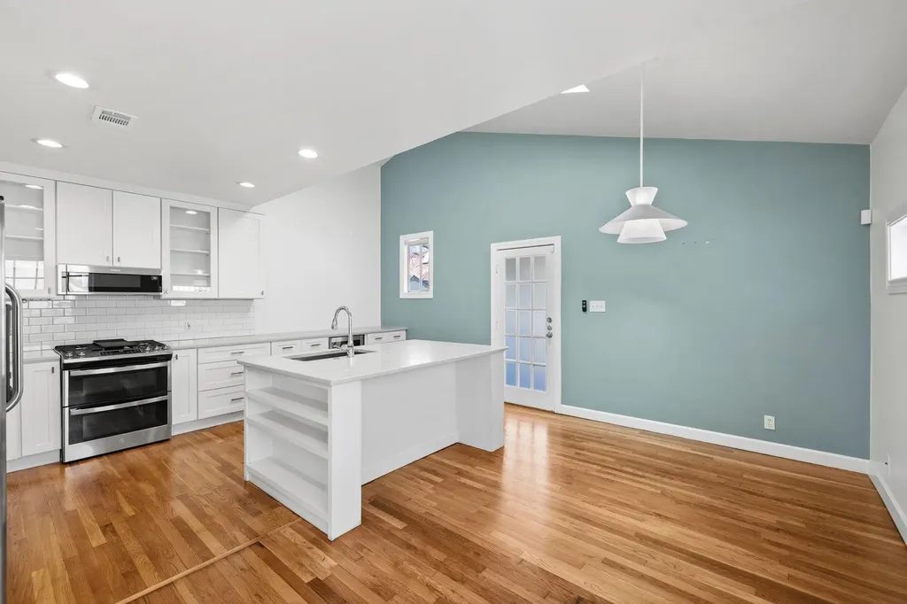 1318 Bonham Terrace Austin TX 78704