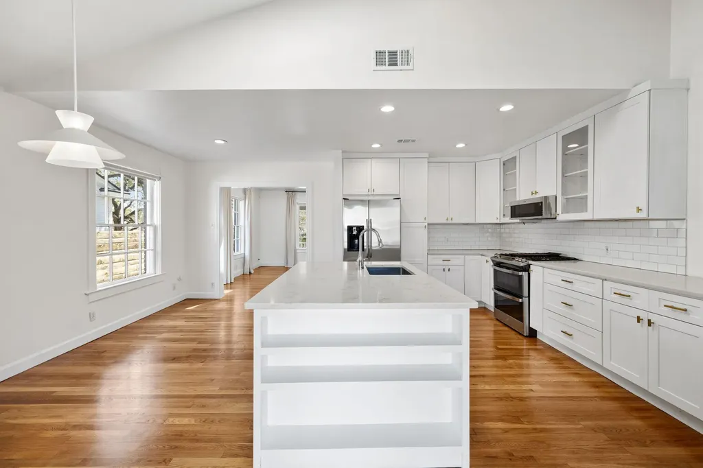 1318 Bonham Terrace Austin TX 78704