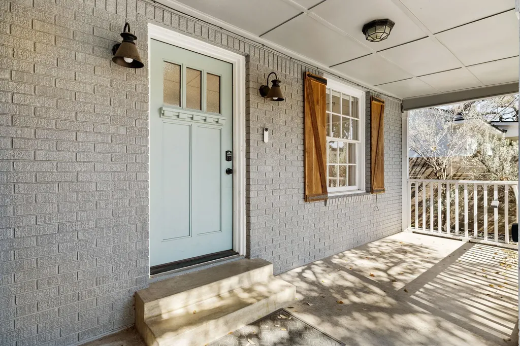 1318 Bonham Terrace Austin TX 78704