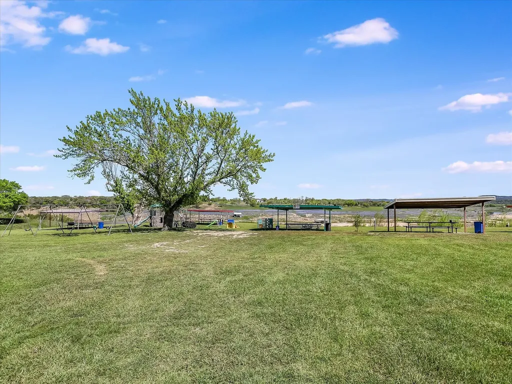 155 Travis Lane Spicewood TX 78669