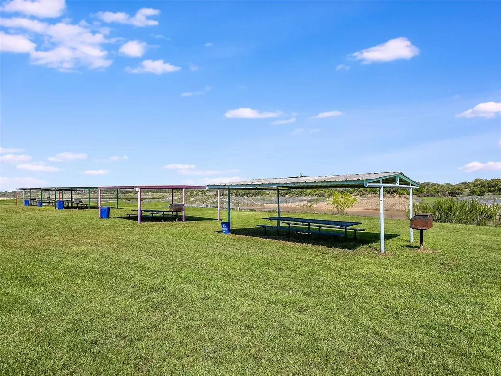 155 Travis Lane Spicewood TX 78669
