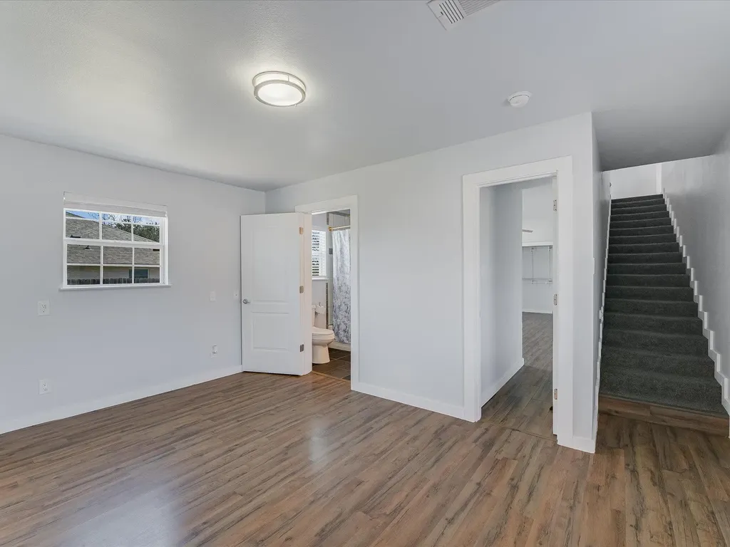 155 Travis Lane Spicewood TX 78669