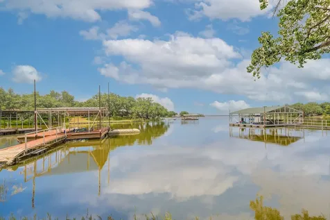 214 Island Lodges Drive Buchanan Dam TX 78609