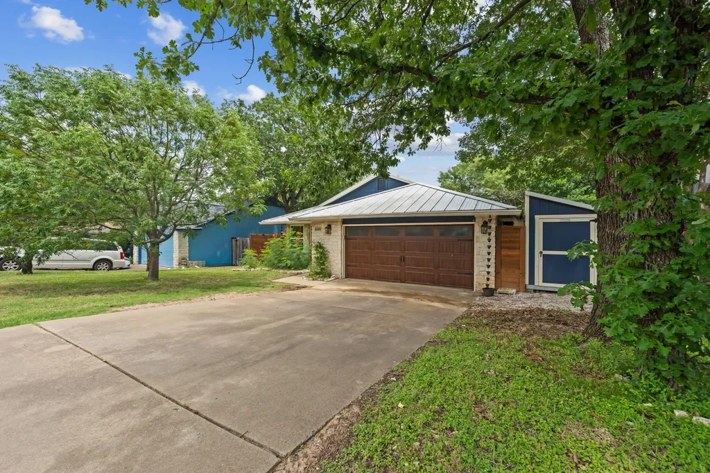 8519 Palace Parkway Austin TX 78748