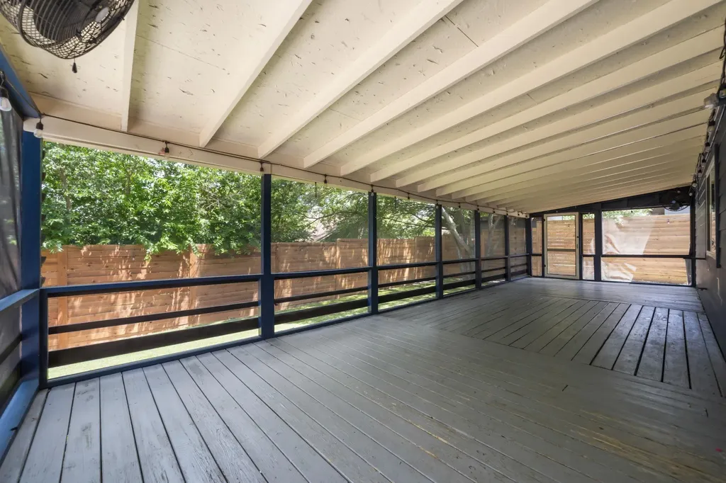 8519 Palace Parkway Austin TX 78748