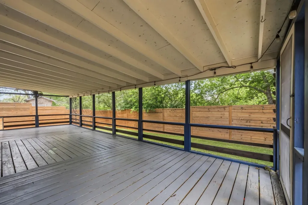 8519 Palace Parkway Austin TX 78748