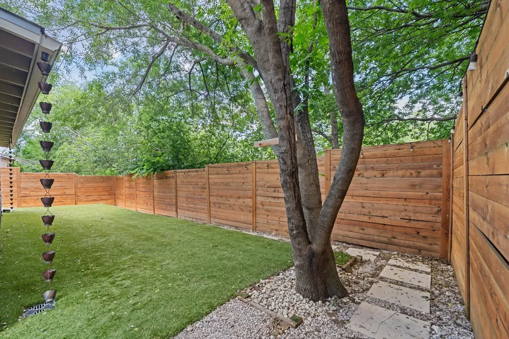 8519 Palace Parkway Austin TX 78748
