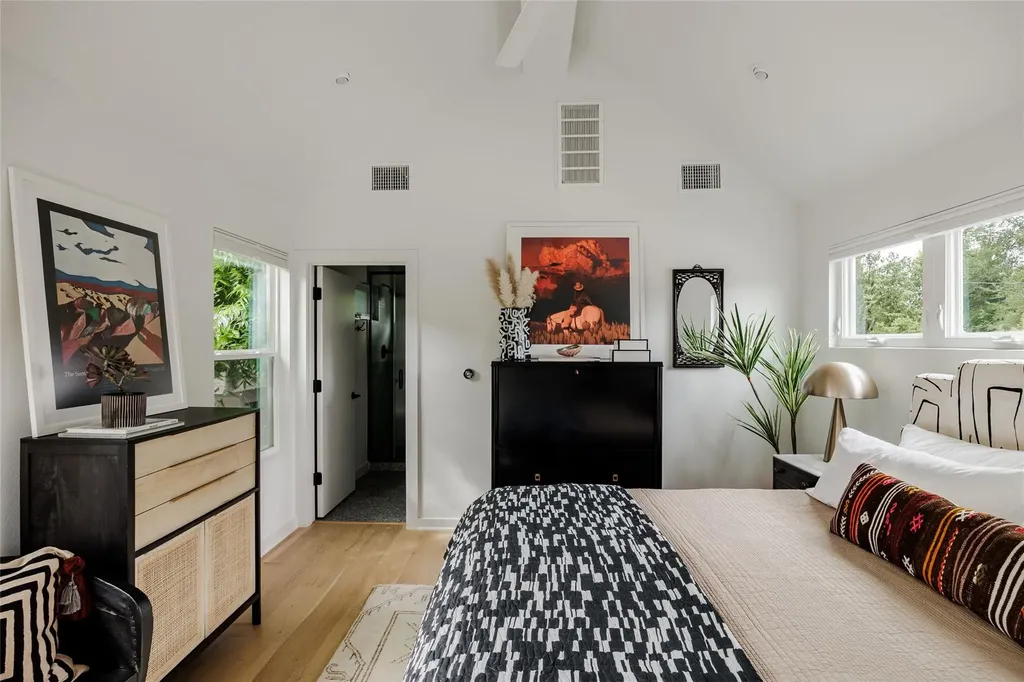 43 Lynn Street Austin TX 78702