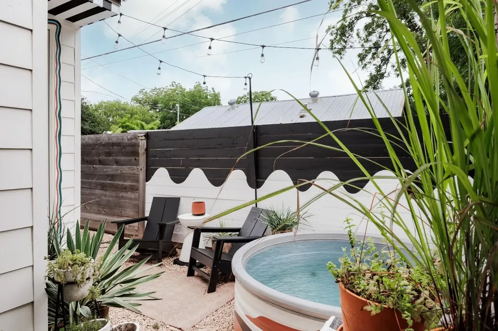 43 Lynn Street Austin TX 78702