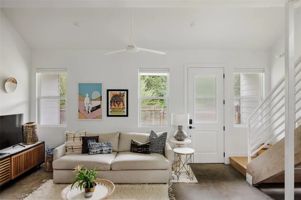 43 Lynn Street Austin TX 78702