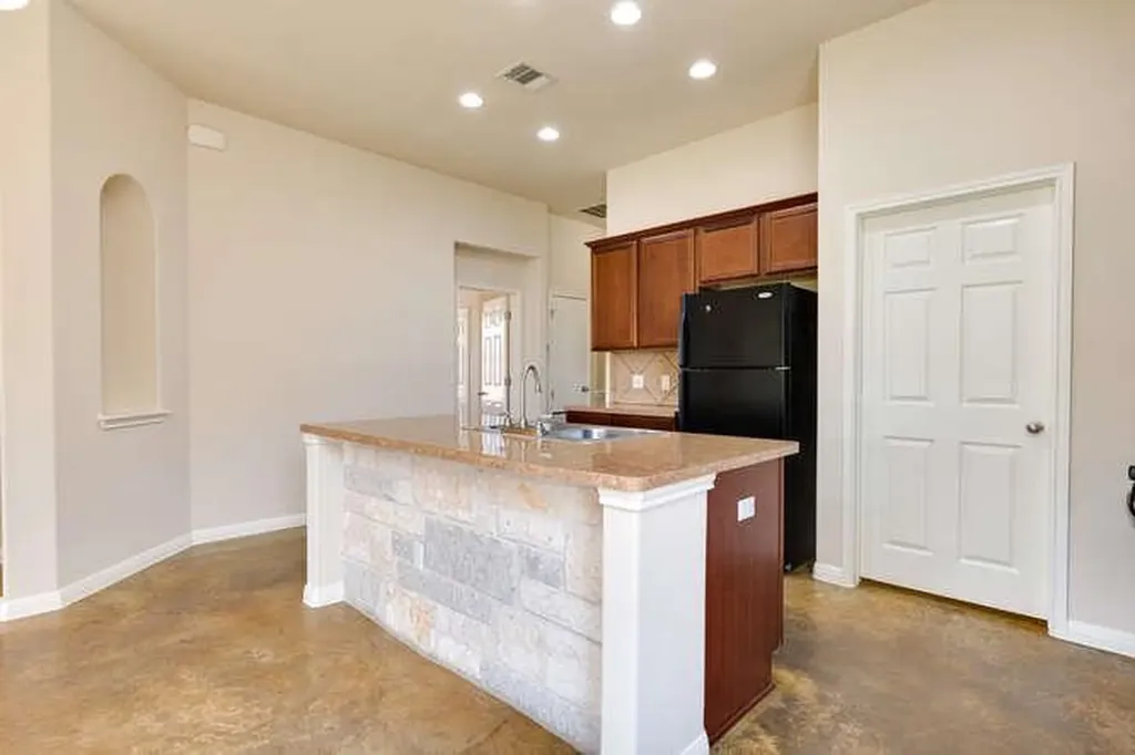 4504 Halliday Avenue Austin TX 78725