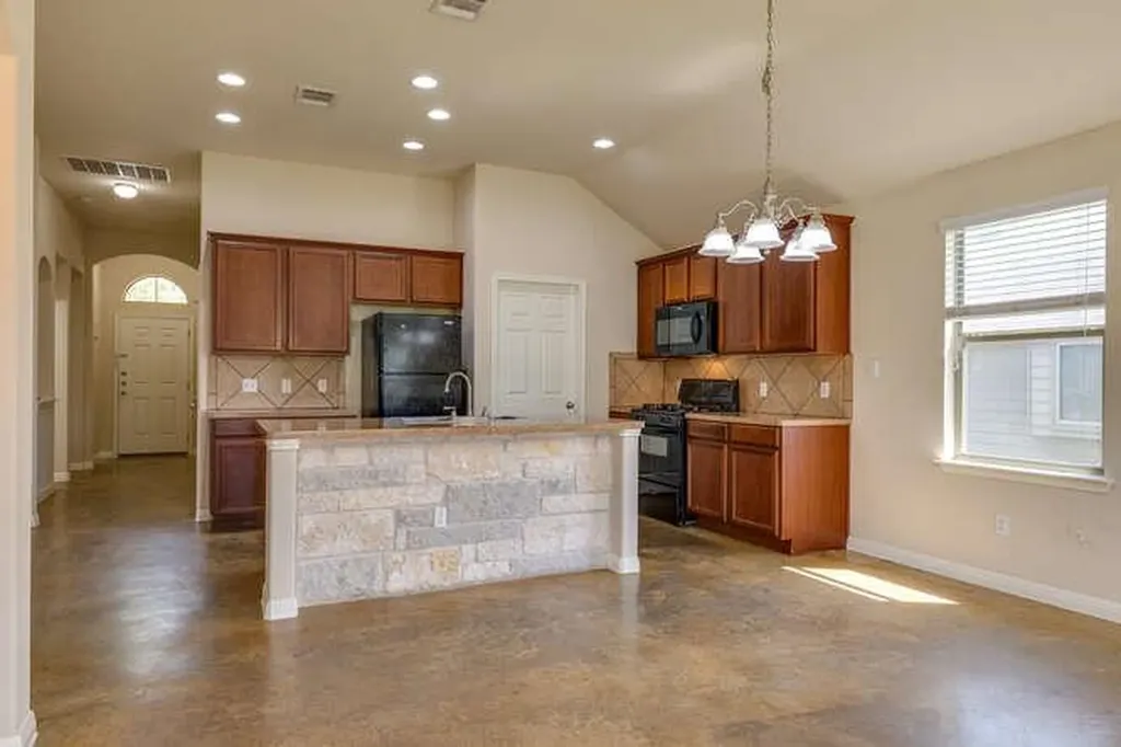 4504 Halliday Avenue Austin TX 78725