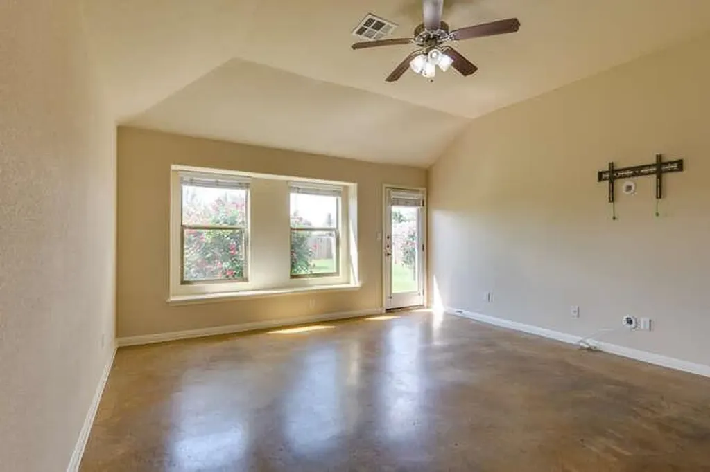 4504 Halliday Avenue Austin TX 78725