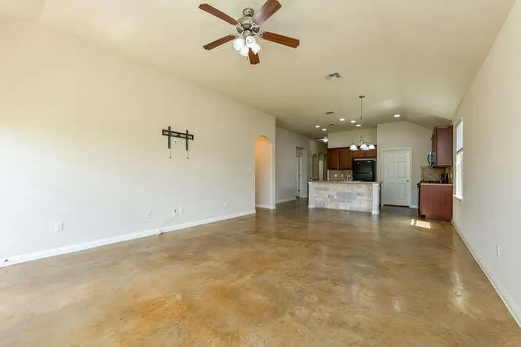 4504 Halliday Avenue Austin TX 78725