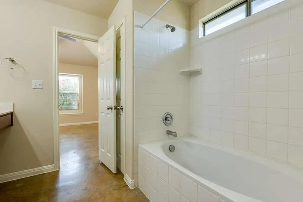 4504 Halliday Avenue Austin TX 78725