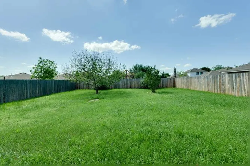 4504 Halliday Avenue Austin TX 78725