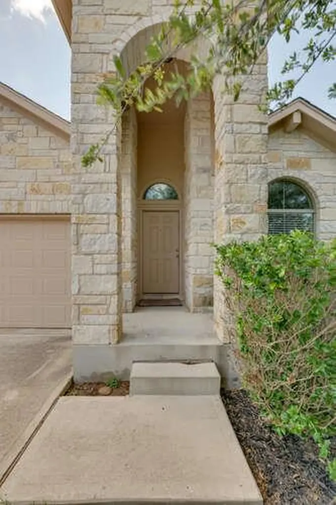4504 Halliday Avenue Austin TX 78725