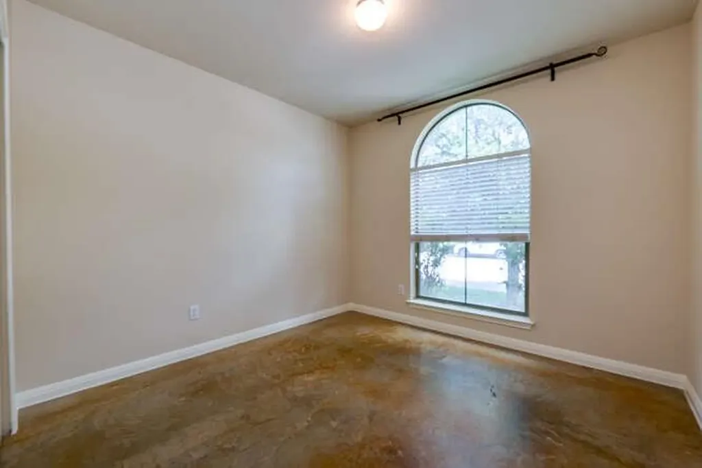 4504 Halliday Avenue Austin TX 78725