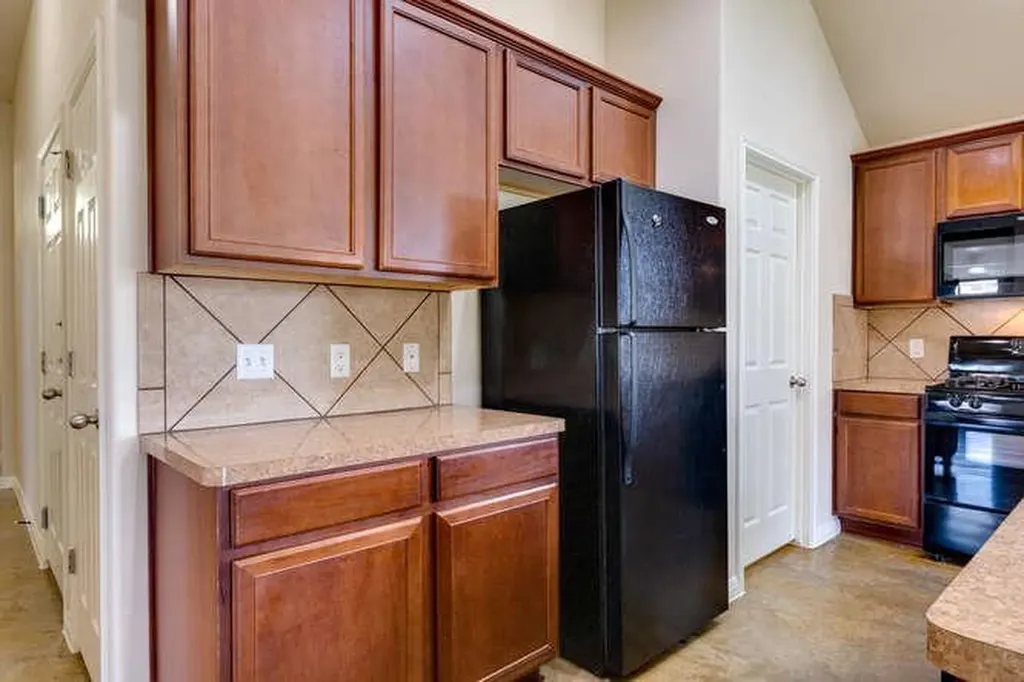 4504 Halliday Avenue Austin TX 78725