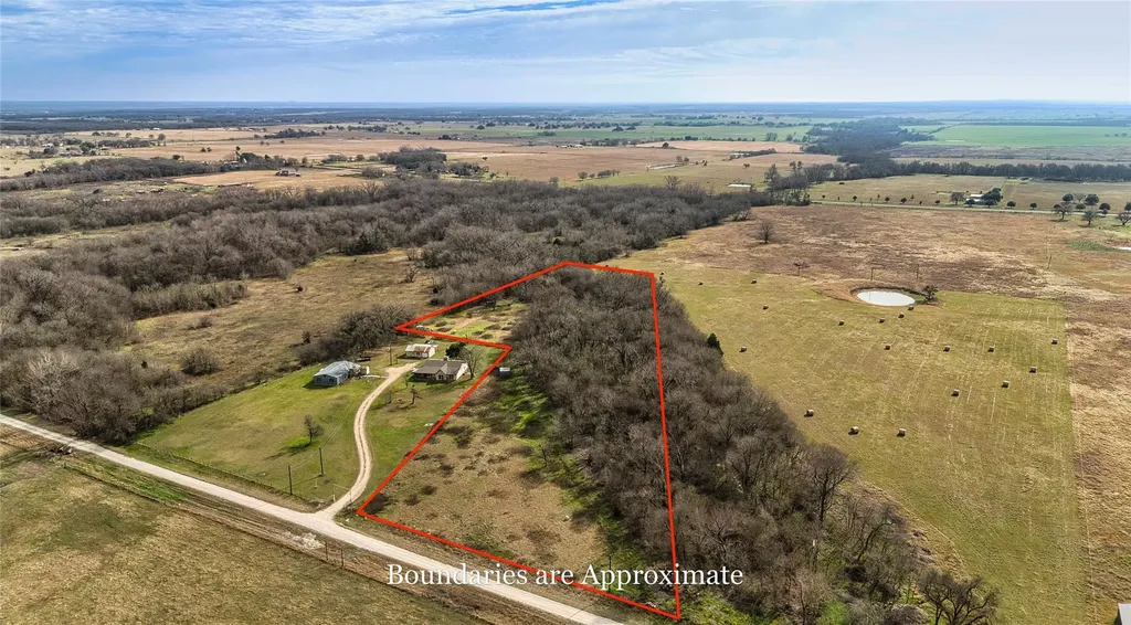 350 County Road 319 Rosebud TX 76570