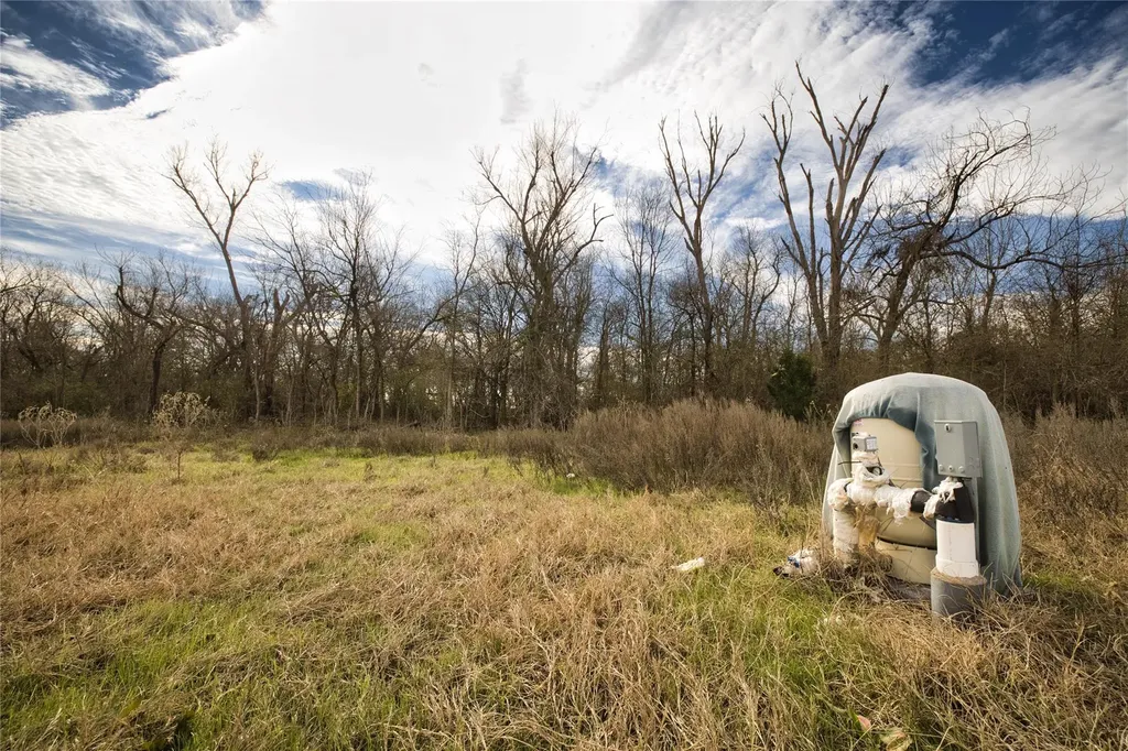 350 County Road 319 Rosebud TX 76570