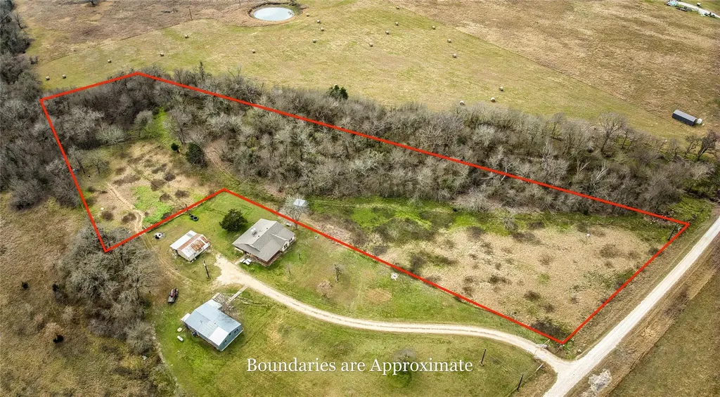 350 County Road 319 Rosebud TX 76570