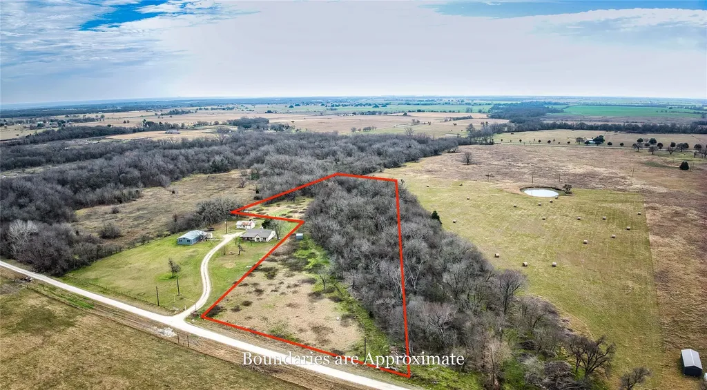 350 County Road 319 Rosebud TX 76570