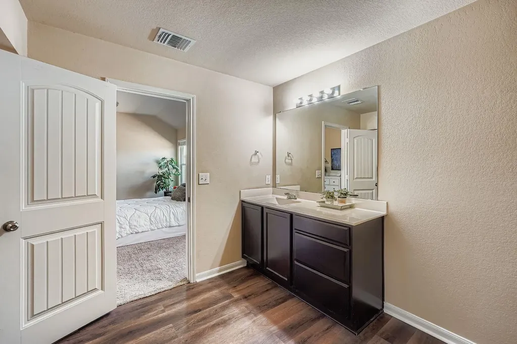 316 Unity Drive Kyle TX 78640