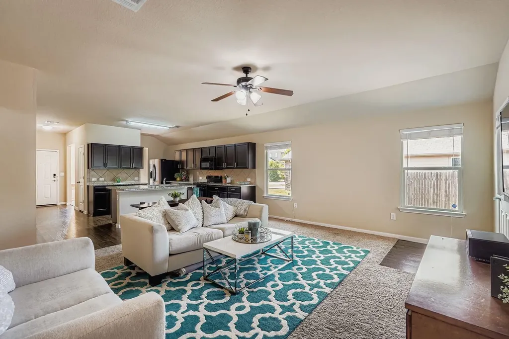 316 Unity Drive Kyle TX 78640