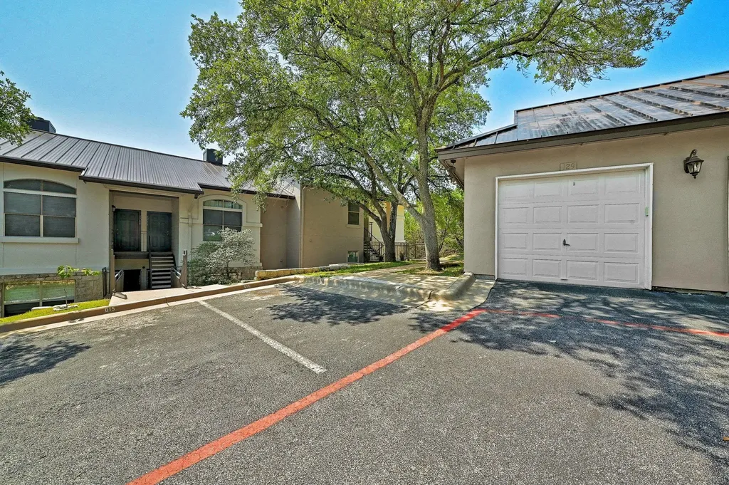6000 Shepherd Mountain Cove Austin TX 78730